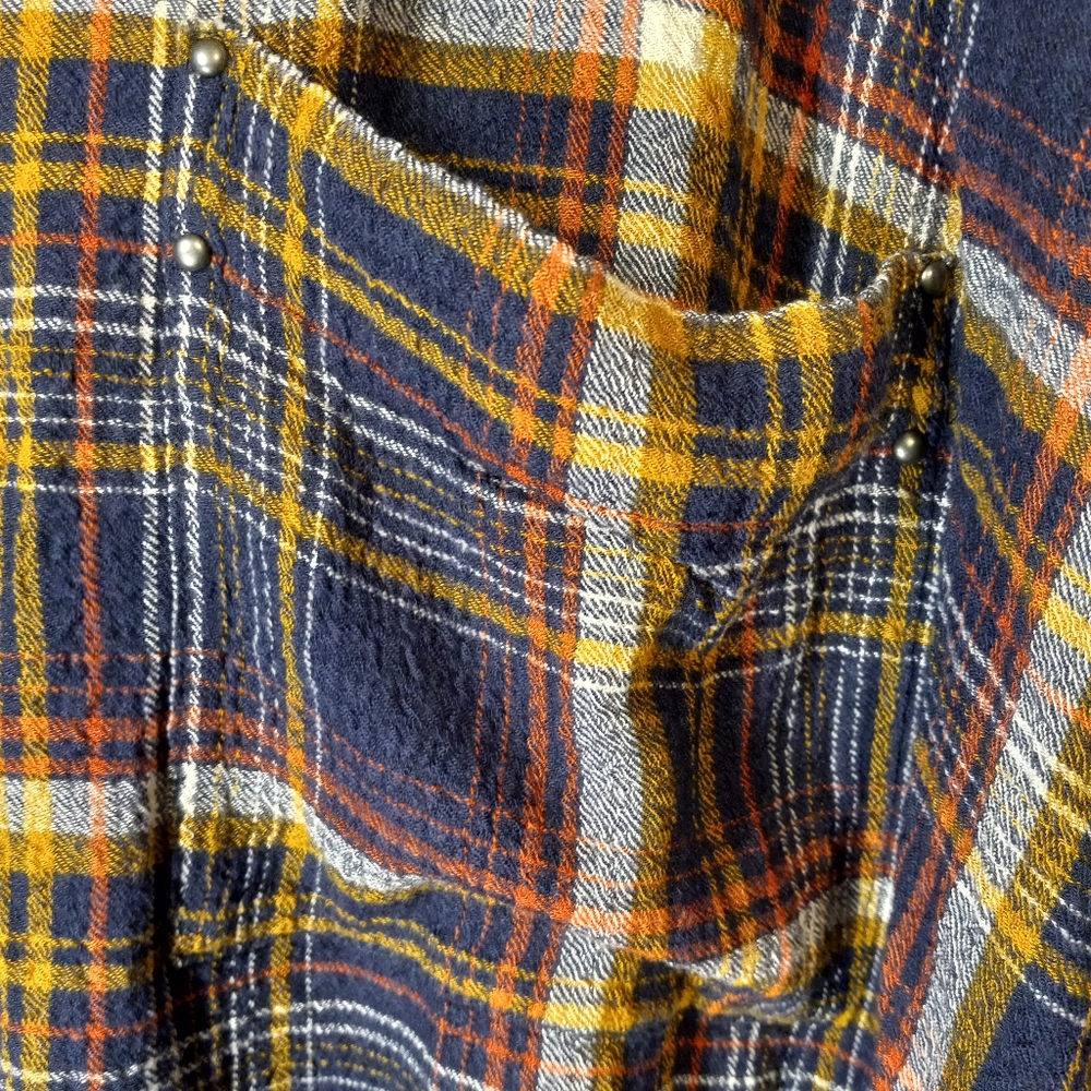 Hidden Valley Plaid Button-Down Top - image 7
